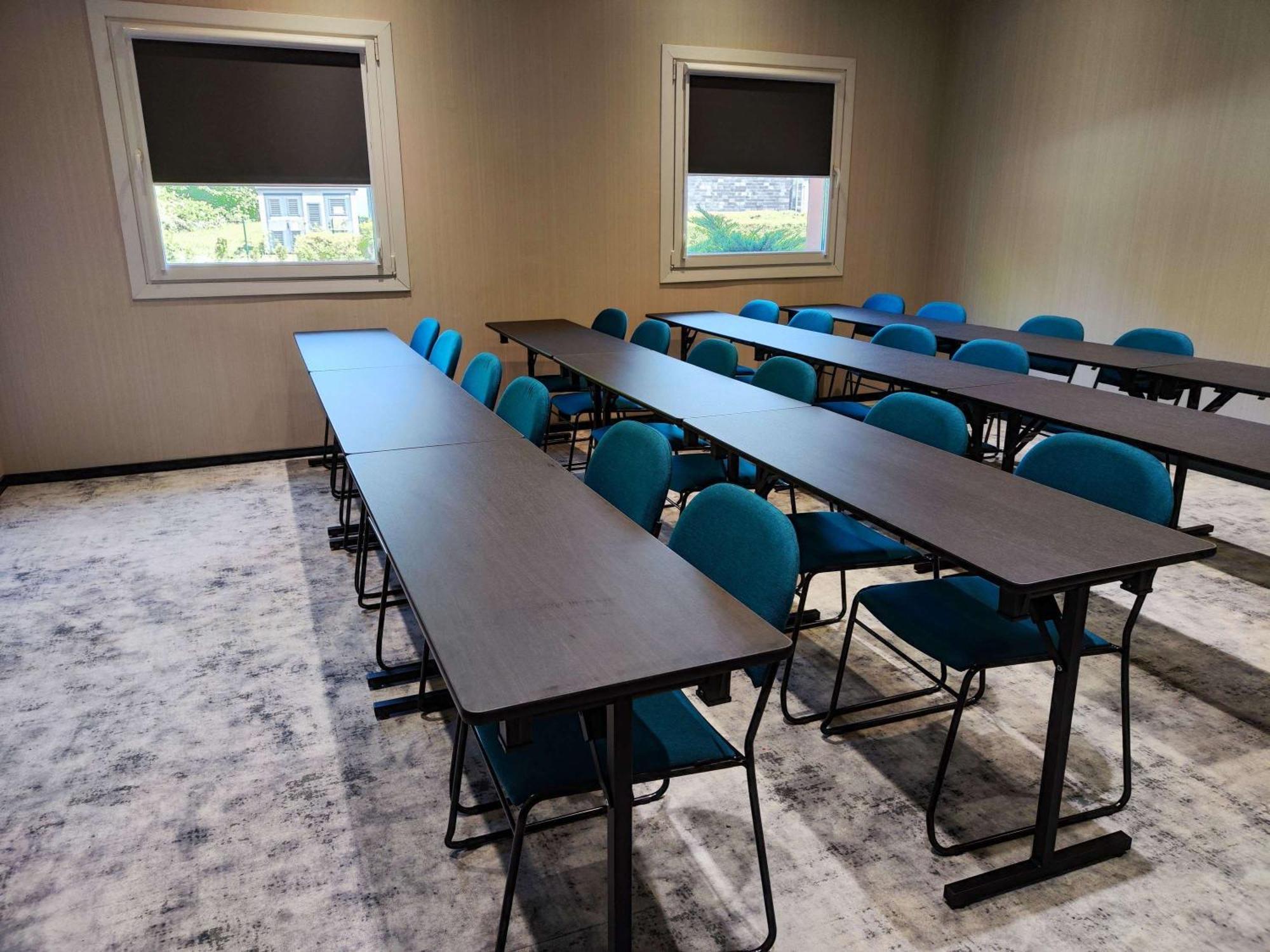 Ibis Katowice - Zabrze Hotel Ngoại thất bức ảnh